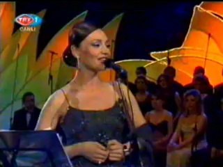 Umut AKYÜREK-Dinlendi Başım Dün Gece Bir Parça Dizinde (1)