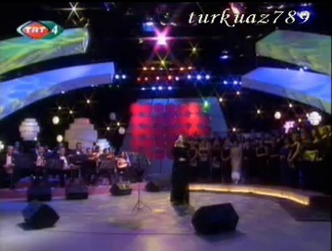 Umut AKYÜREK-Bu Kadar Yürekten Çağırma Beni