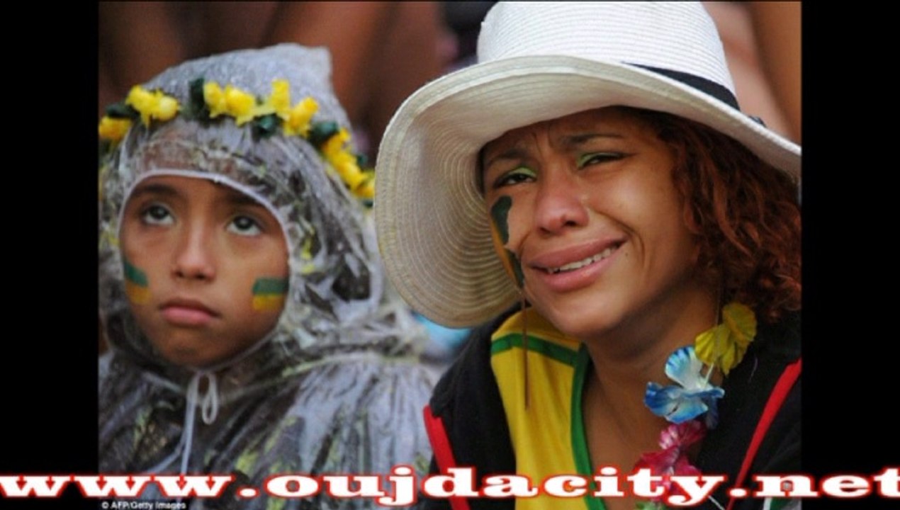 صور تعبر عن صدمة  الجماهير البرازيلية بعد السباعية الالمانية