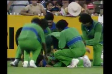 KRIS SRIKKANTH 2 SIXES 1985 MCG vs PAKISTAN