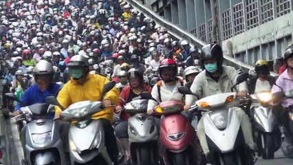 So many scooters and motorcycles in Taiwan!