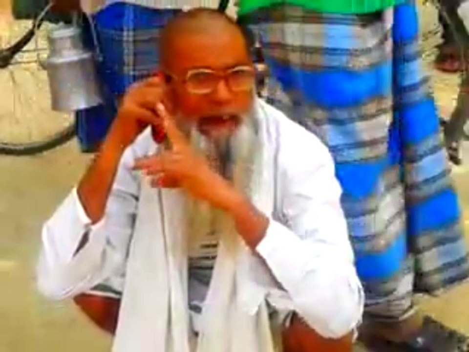 Old man abusing Telecaller