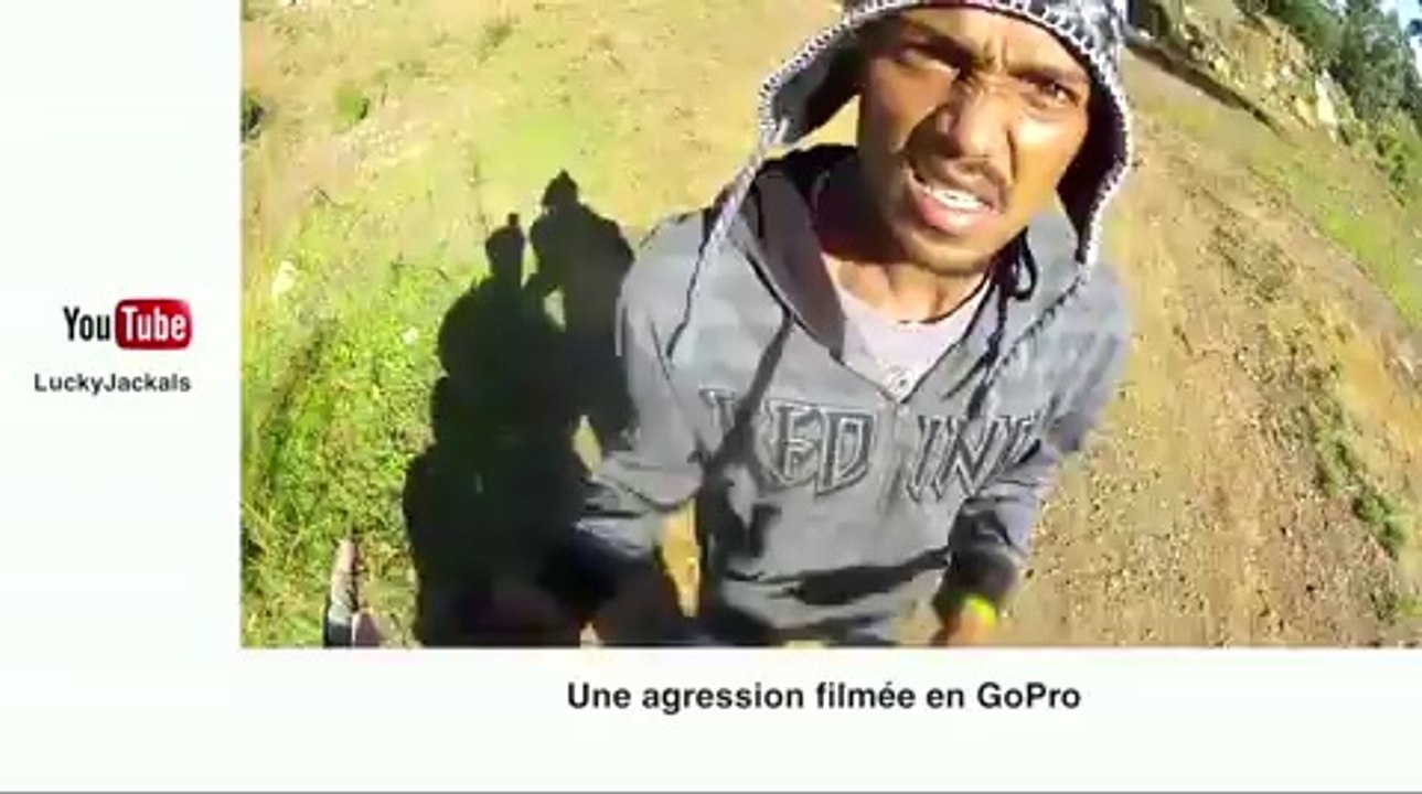 Des footballeurs recréent la double frappe d'Olive et Tom - Le zapping insolite