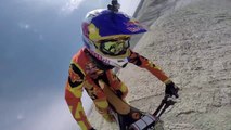 Awesome motocross session lost in the desert! Ronnie Renner and Mike Mason are awesome...