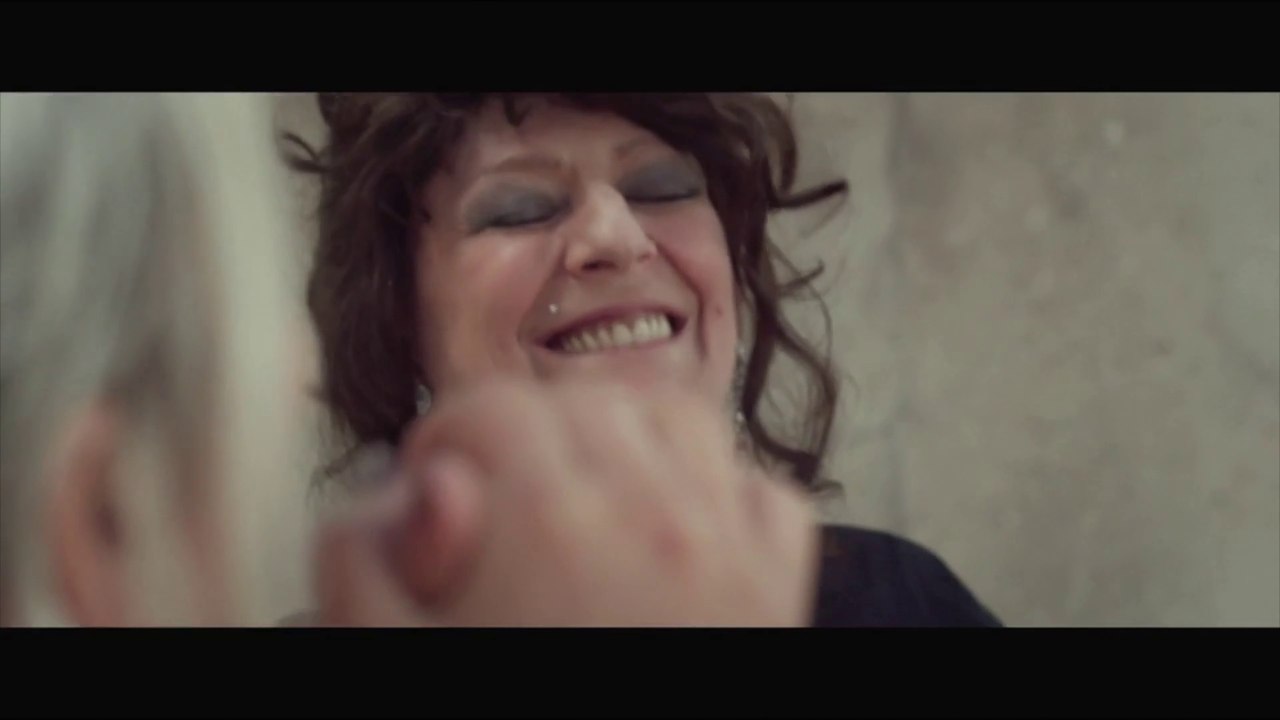 COMPÉTITION // Party Girl