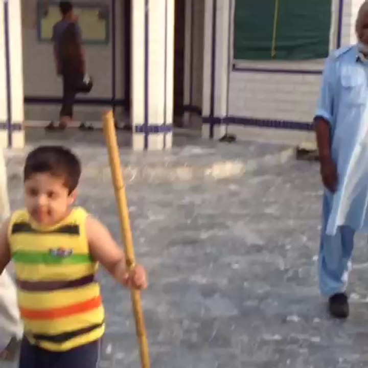 Ramzan photo on giving daily aftari