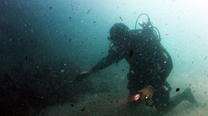 Le 18:18 : notre reportage-choc dans les eaux polluées des Calanques