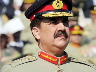 Han Mein Baghi Hon (Revolution 2014)