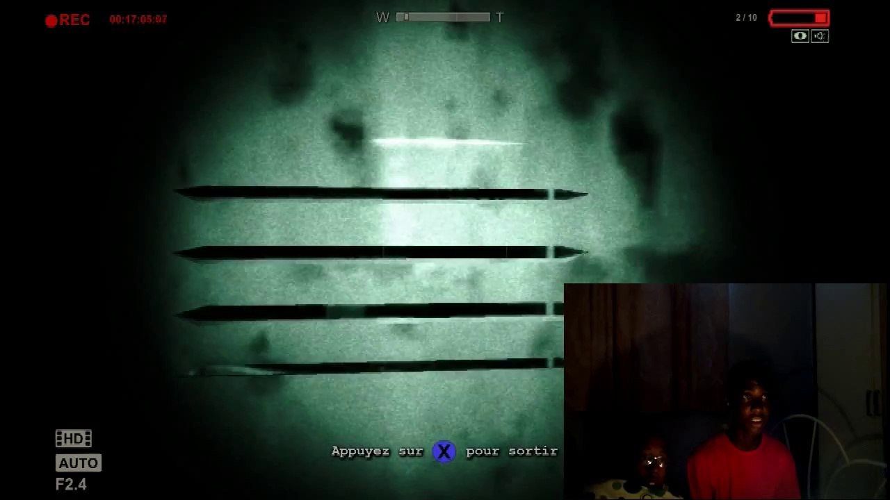 Delire sur OUTLAST