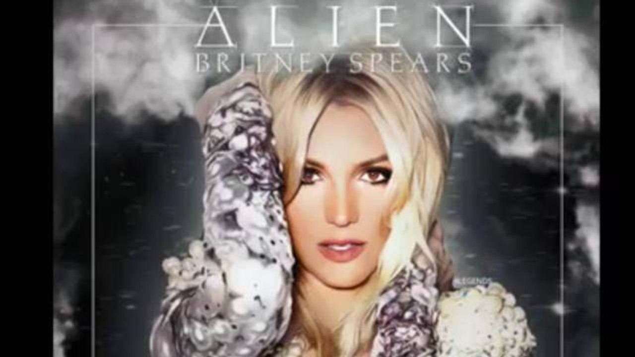 Britney Spears Singing 'Alien' Without Auto-Tune Will Shock You