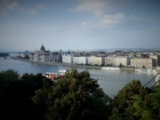 Budapest seen from the Fortress (music by Edvard Grieg)
