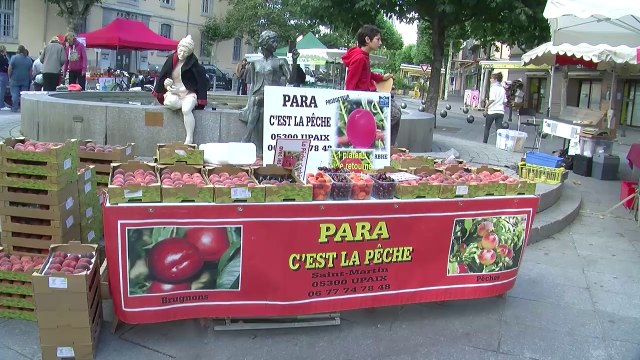 Hautes-Alpes: Un marché de producteurs locaux à Gap