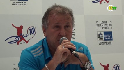 Zico critica Seleção e compara postura da equipe a filme