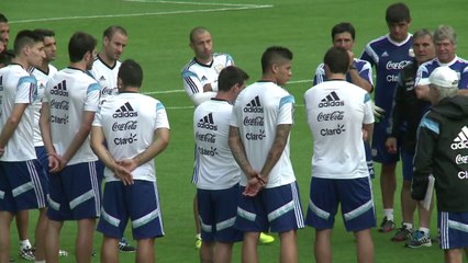 Argentina volta aos treinos