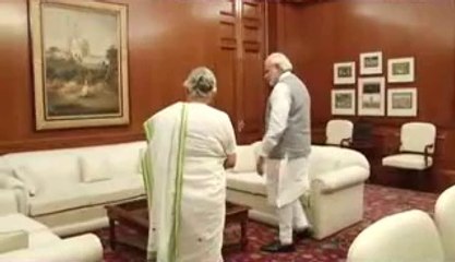 Kerala Governor Smt. Sheila Dixit calls on PM Narendra Modi
