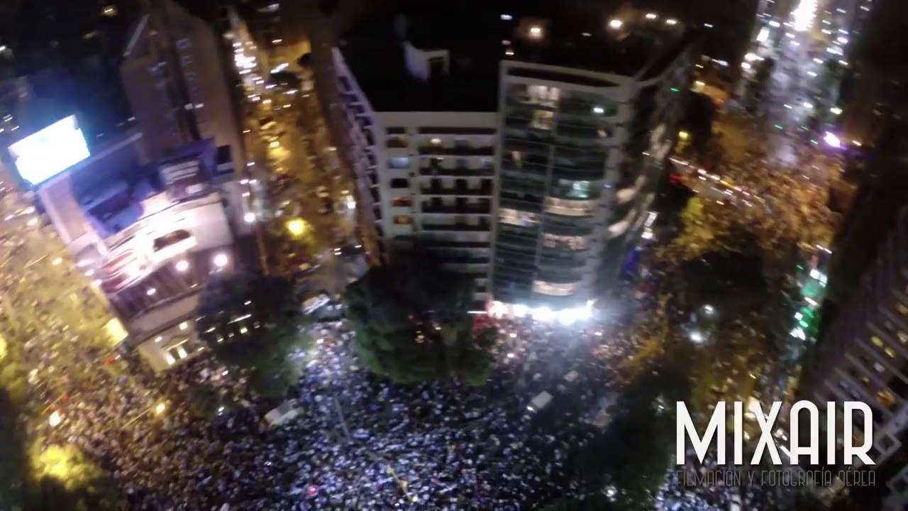 Festejos partido Argentina Holanda Semifinal