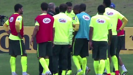 مونديال 2014: نيمار يصل الى مقر المنتخب من أجل رفع معنوياته