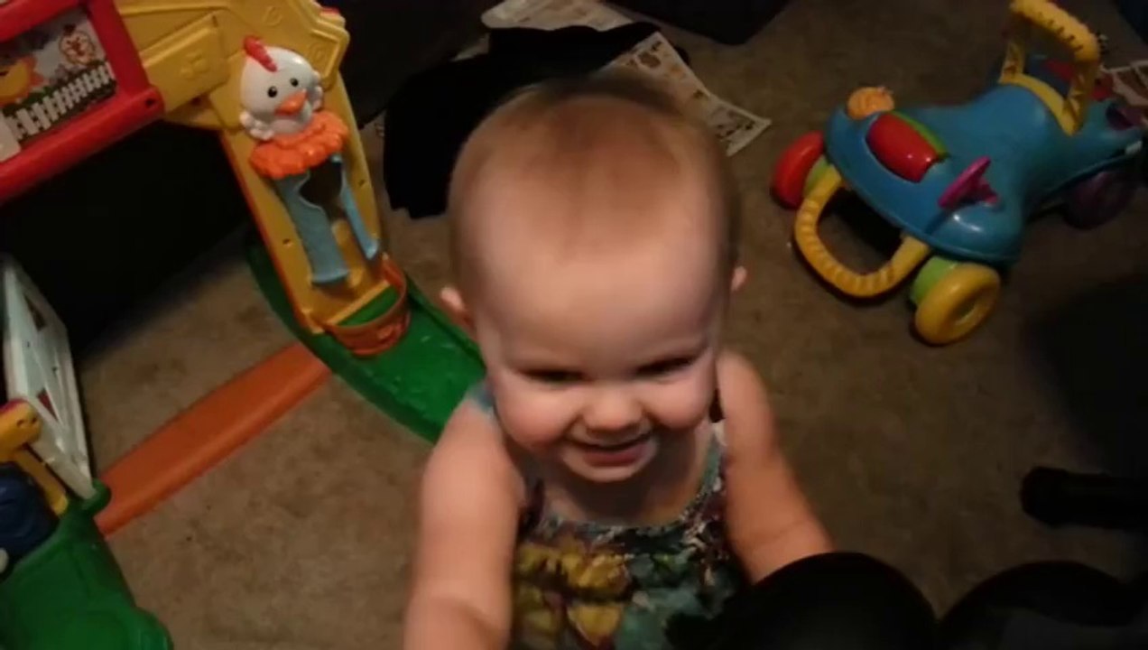 Un bébé s’arrête de pleurer au son de Nine Inch Nails