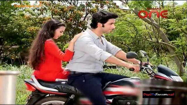 Aaj Phir Jeene Ki Tamanna Hai 10th July 2014 (2)