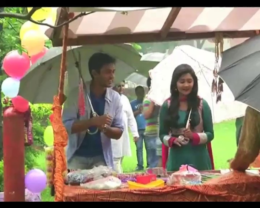 Aur Pyaar Ho Gaya Avni Raj date in rain