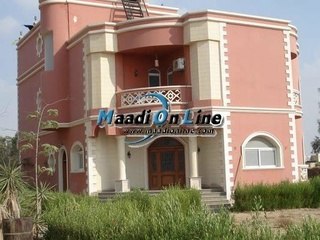 فيلا للايجار فى جمعية أحمد عرابى خلف كارفور العبور داخل مزرعة كبيرة فى خط 4  بها مطبخ كبير