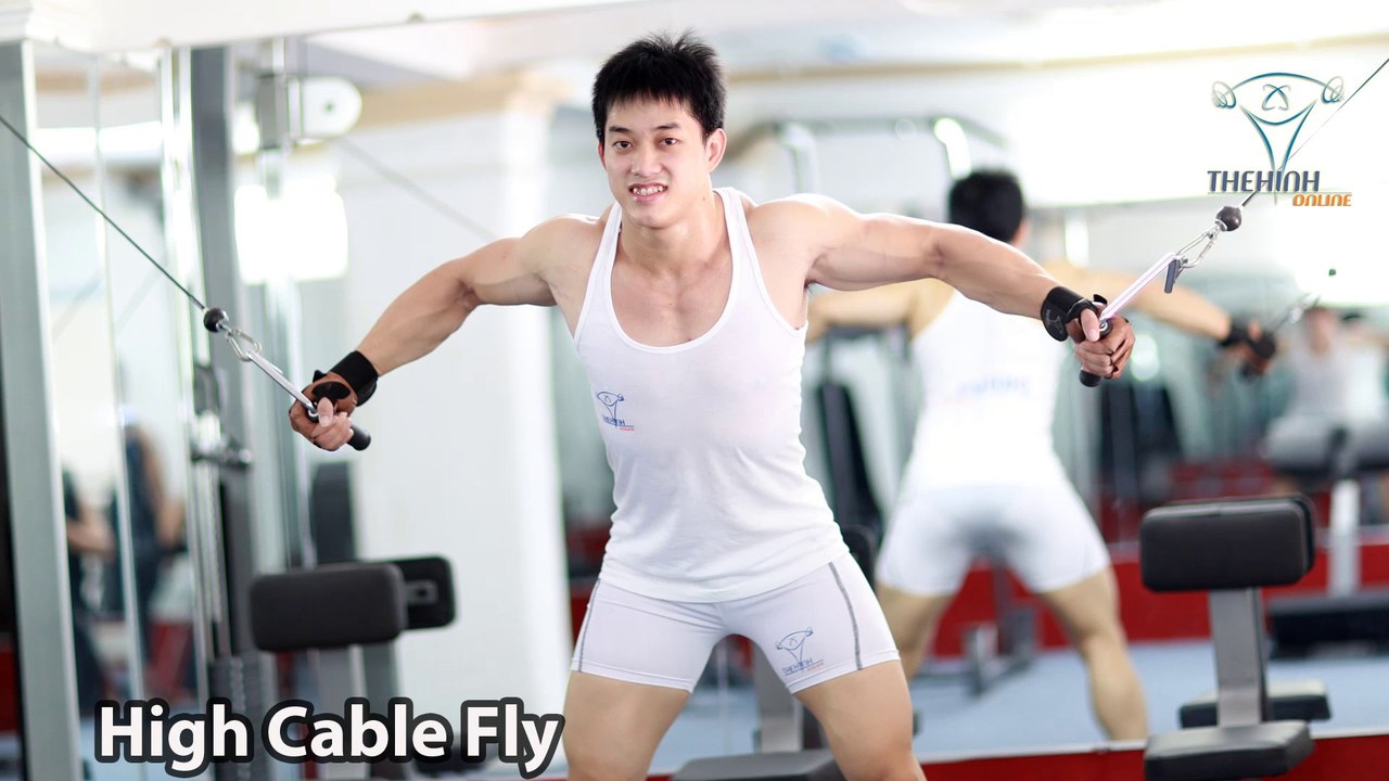 High Cable Fly tập thể hình ép ngực trong