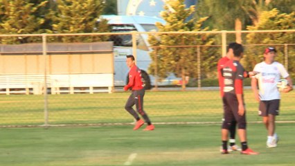 El Arsenal presenta su nueva equipación
