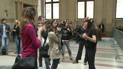 Femen activist Paris trial for indecent exposure adjourned