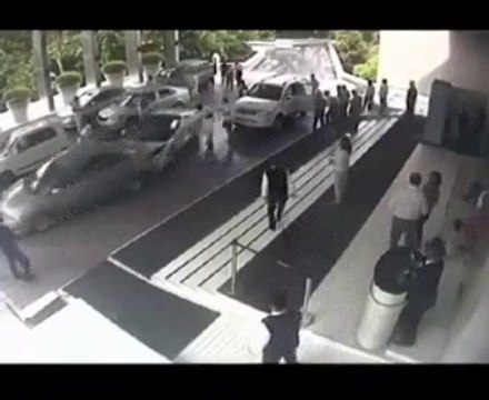 Lamborghini Gallardo crashed by valet in Delhi.