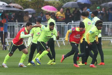 Download Video: Último treino da Seleção Brasileira é recheado de gols