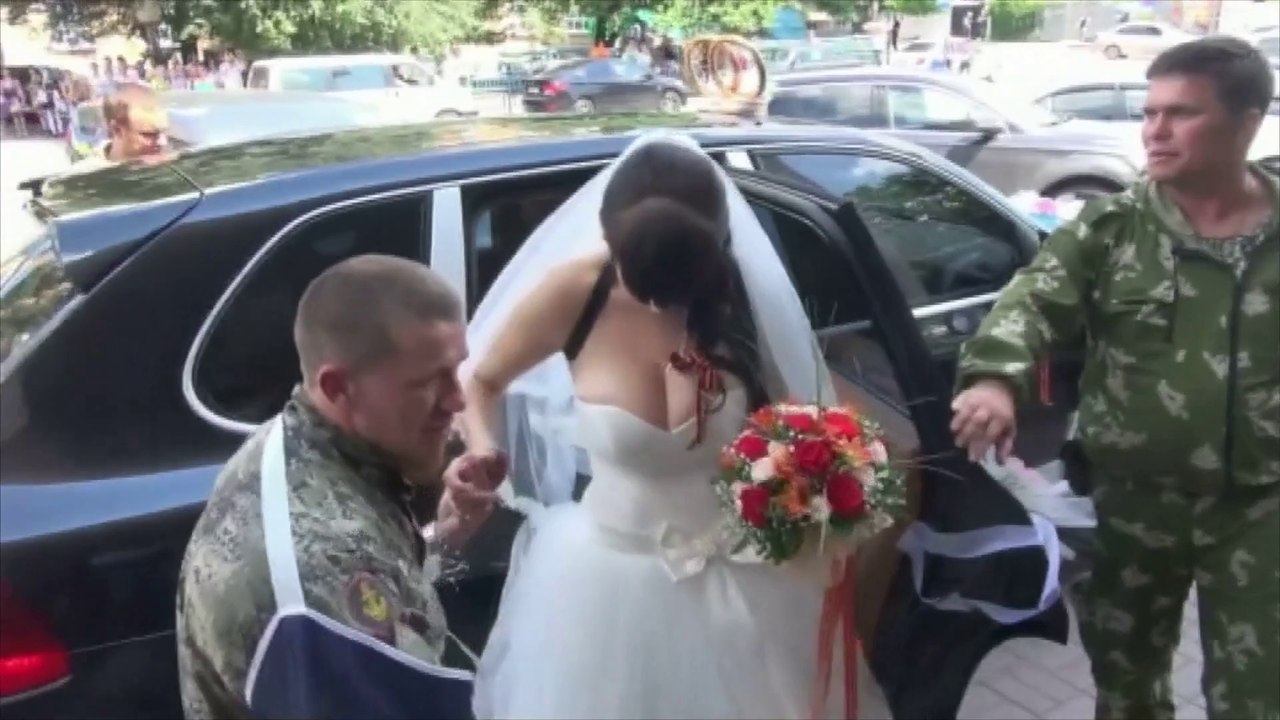 En Ukraine, mariage en treillis pour un commandant séparatiste