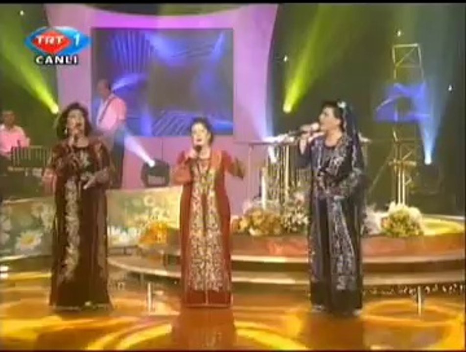 Gülşen KUTLU & Emel TAŞÇIOĞLU & Nursaç DOĞANIŞIK-Başımda Altın Tacım