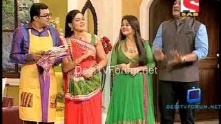 Tu Mere Agal Bagal Hai 11th July 2014 Full Episode Watch Online