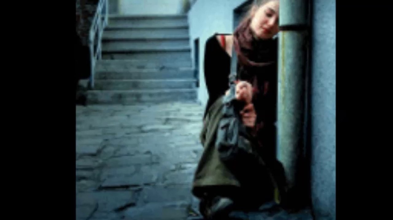 ANKARALI NAMIK DUR DİNLE SEVGİLİM