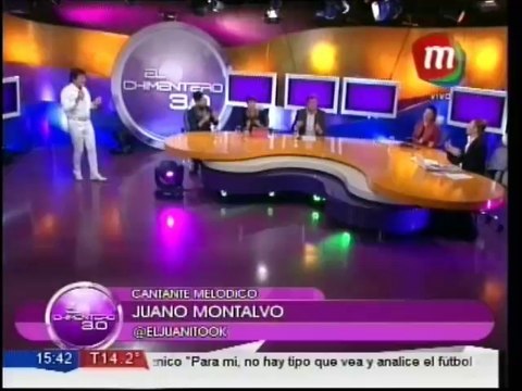 Juan Montalvo cantó Mujeres Divinas en el Chimentero 3.0
