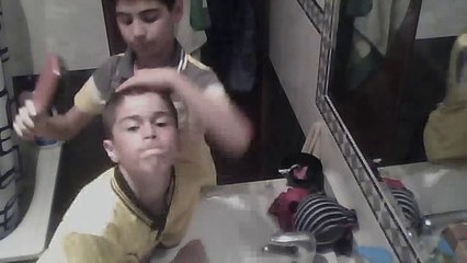 Como peinarse a lo CR7 (Mas o menos) con agua + Unboxing De champoo