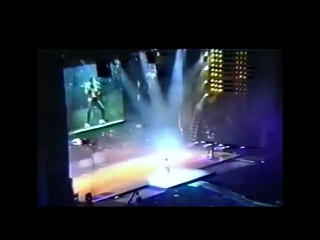 Michael Jackson - Beat It - Live In Amsterdam - 1996