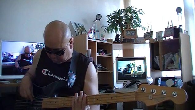 Sungoddes Earth Wind & Fire feat Ramsey Lewis Bass cover Bob Roha