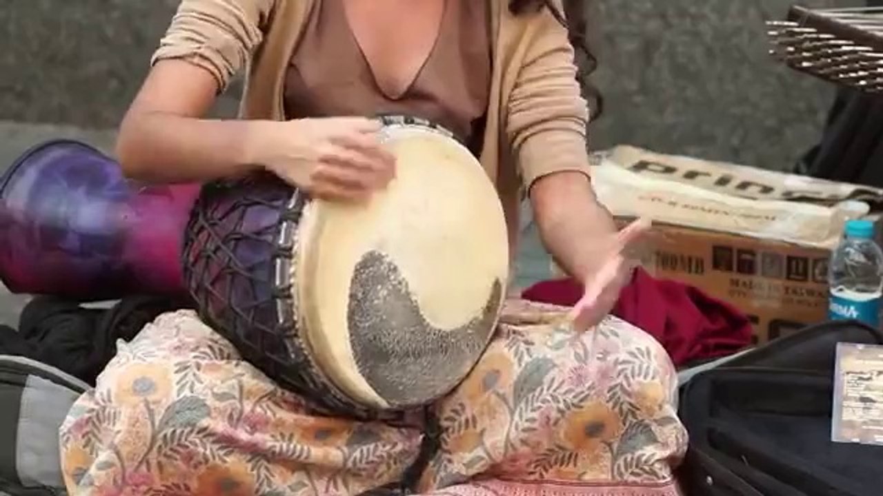 ▶ LIGHT IN BABYLON - Hinech Yafa - Istanbul