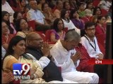 Why religious preacher Morari Bapu crying in Rome ? - Tv9 Gujarati