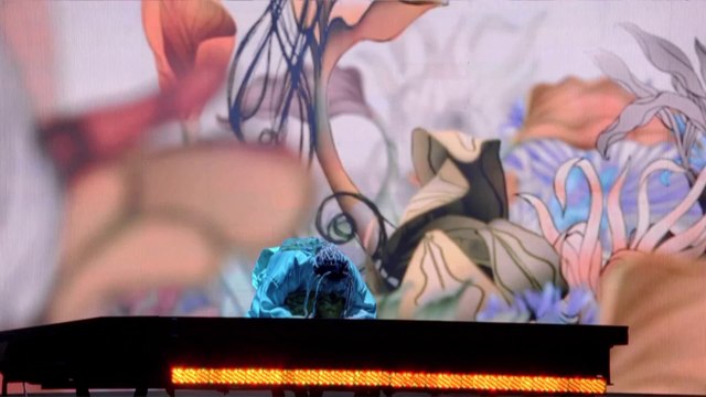 Madonna - Rain/Here Comes The Rain Again - Sticky & Sweet Tour 1080P HD