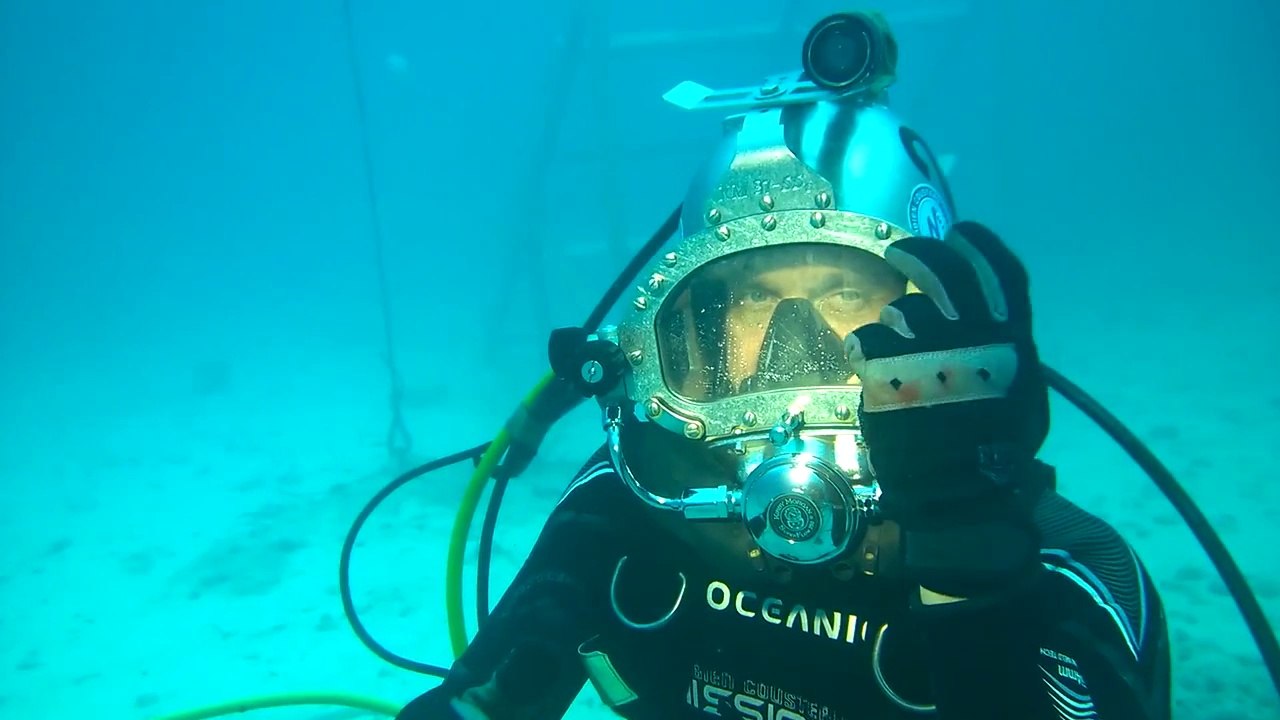 Casser un oeuf sous l'eau...