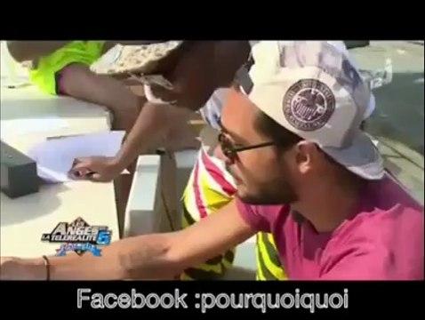 Les anges 6 Parodie Les garçons répète leur titre de Mickaël Jackson énorme des vraies chanteurs!