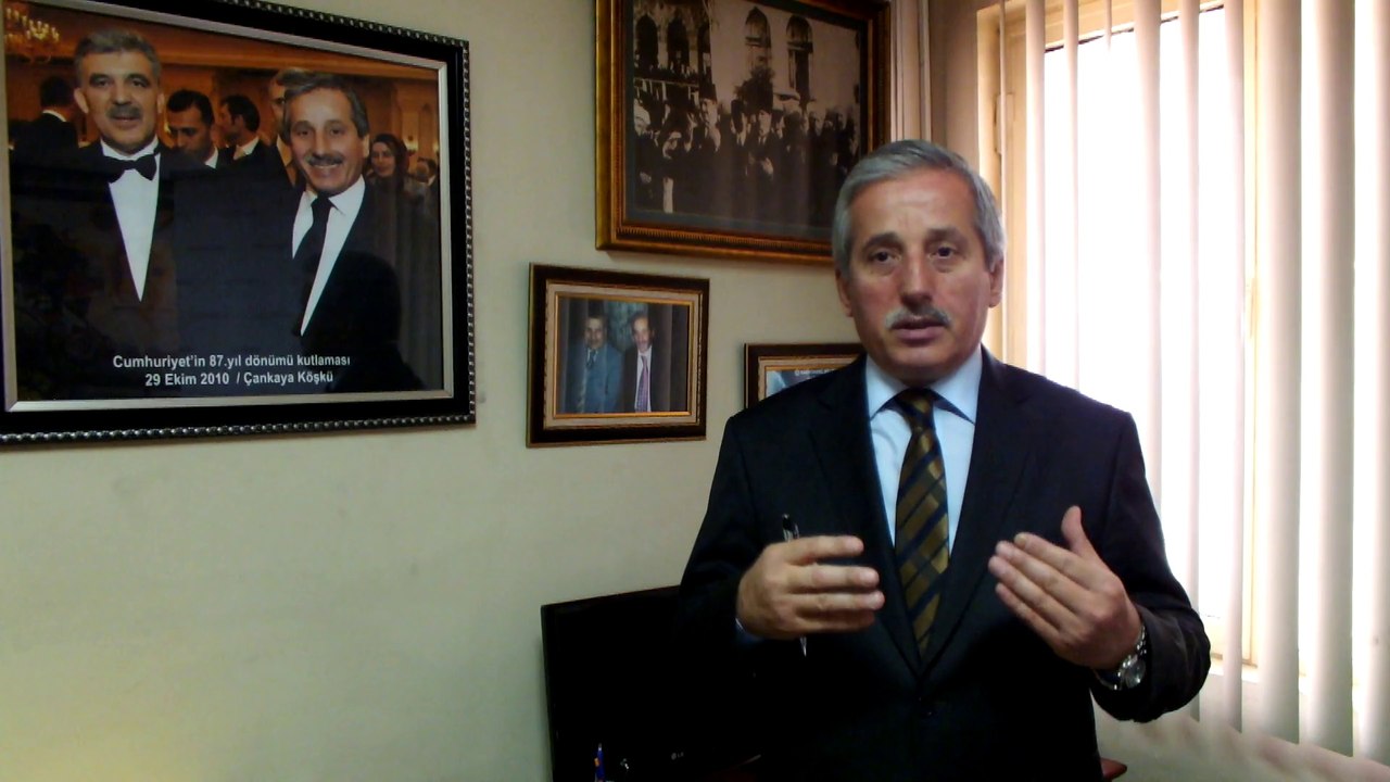 KOBİDER Başkanı Nurettin Özgenç, Cumhurbaşkanlığı makamı siyaset üstü bir makamdır ama  politikadan anlayan ülke siyasetini iyi bilen biri cumhurbaşkanı seçilmeli.