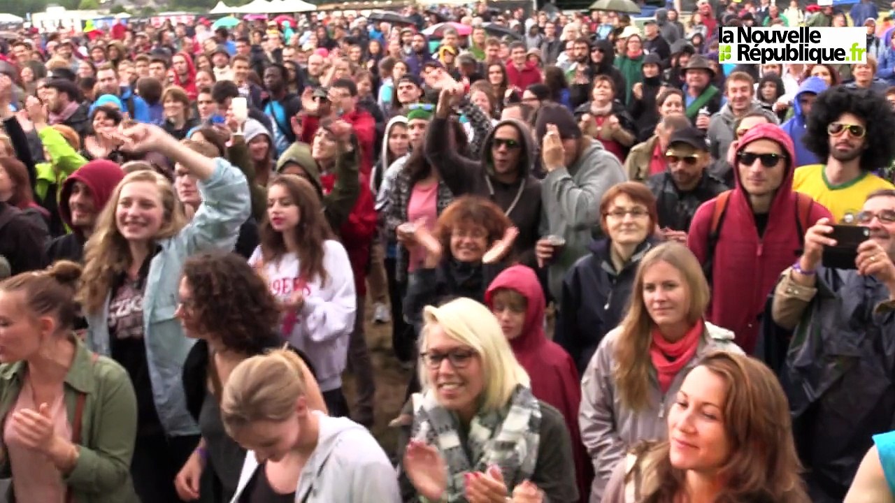 VIDEO. W. McAnuff, Ayo et Cats on Trees à Terres du son (Indre-et-Loire)