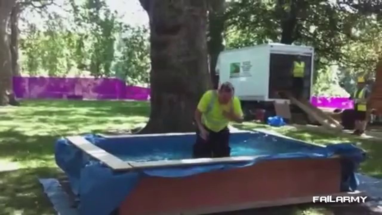 Funny Epic Pool Dive Fails (Compilation)