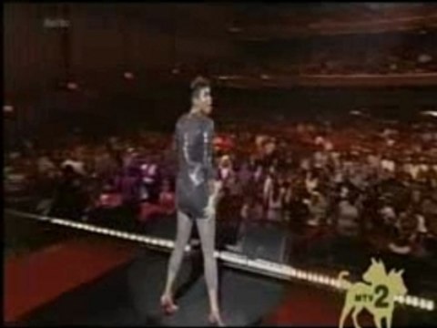 Kelis Feat Nas - Blindfold Me (Live)