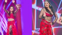 Ragini Dwivedi Wardrobe Malfunction Uncut At SIIMA Awards (1) BY BOLLYWOOD TWEETS FULL HD