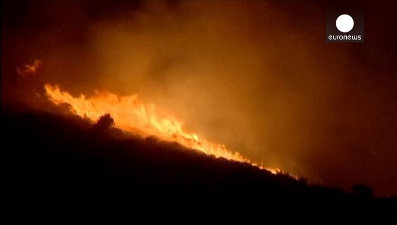 Greece: Huge blaze threatens residents of Keratea