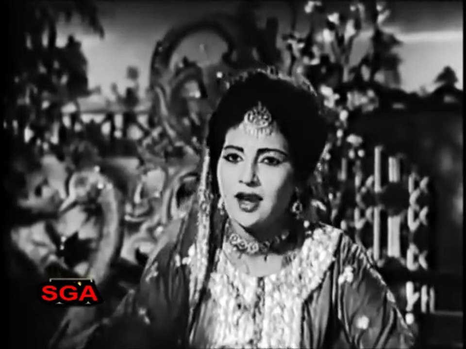 Tera mera pyar dekh ker sara zamana jelta hai jel jaaney do is dunya ko, pyar mei sub kuch chelta hai.. Razia , Nana and Ali Ijaz. Film Insaniyat  1967  Pakistani Urdu Hindi Songs